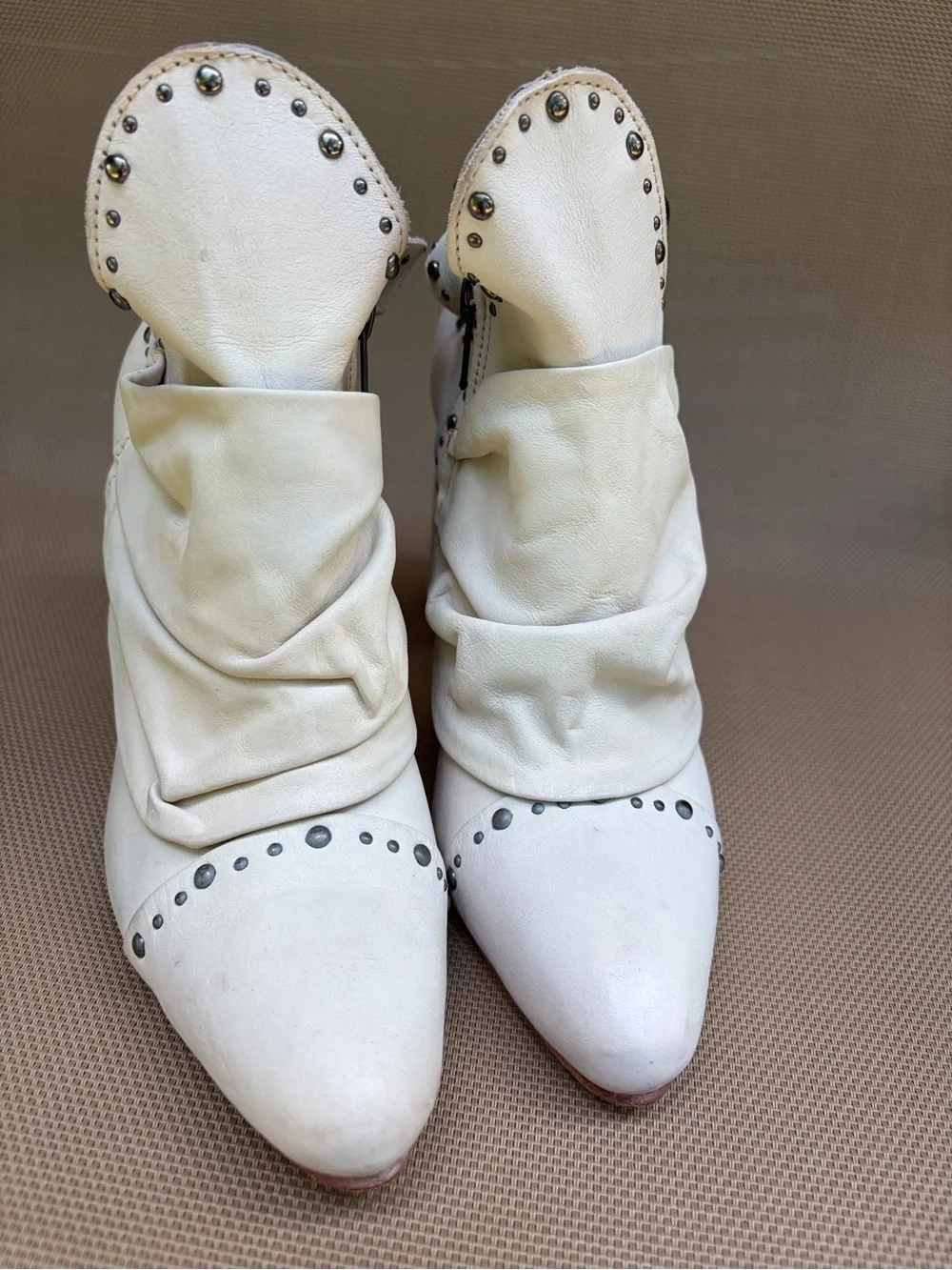 Freebird Jericho White Cream Leather Studded Booties With Block Heel Size 9